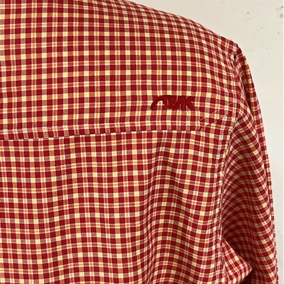 Mountain Khakis long sleeve button down collar shirt. M - Picture 7 of 8